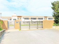 :武豊中学校　徒歩約28分