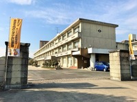 周辺環境:青山中学校 歩約17分
